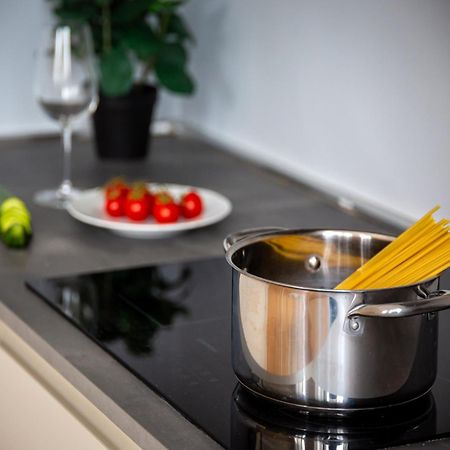 The Best Rent - Bright One-Bedroom Apartment In Corso Vittorio Emanuele II Milano Exteriör bild