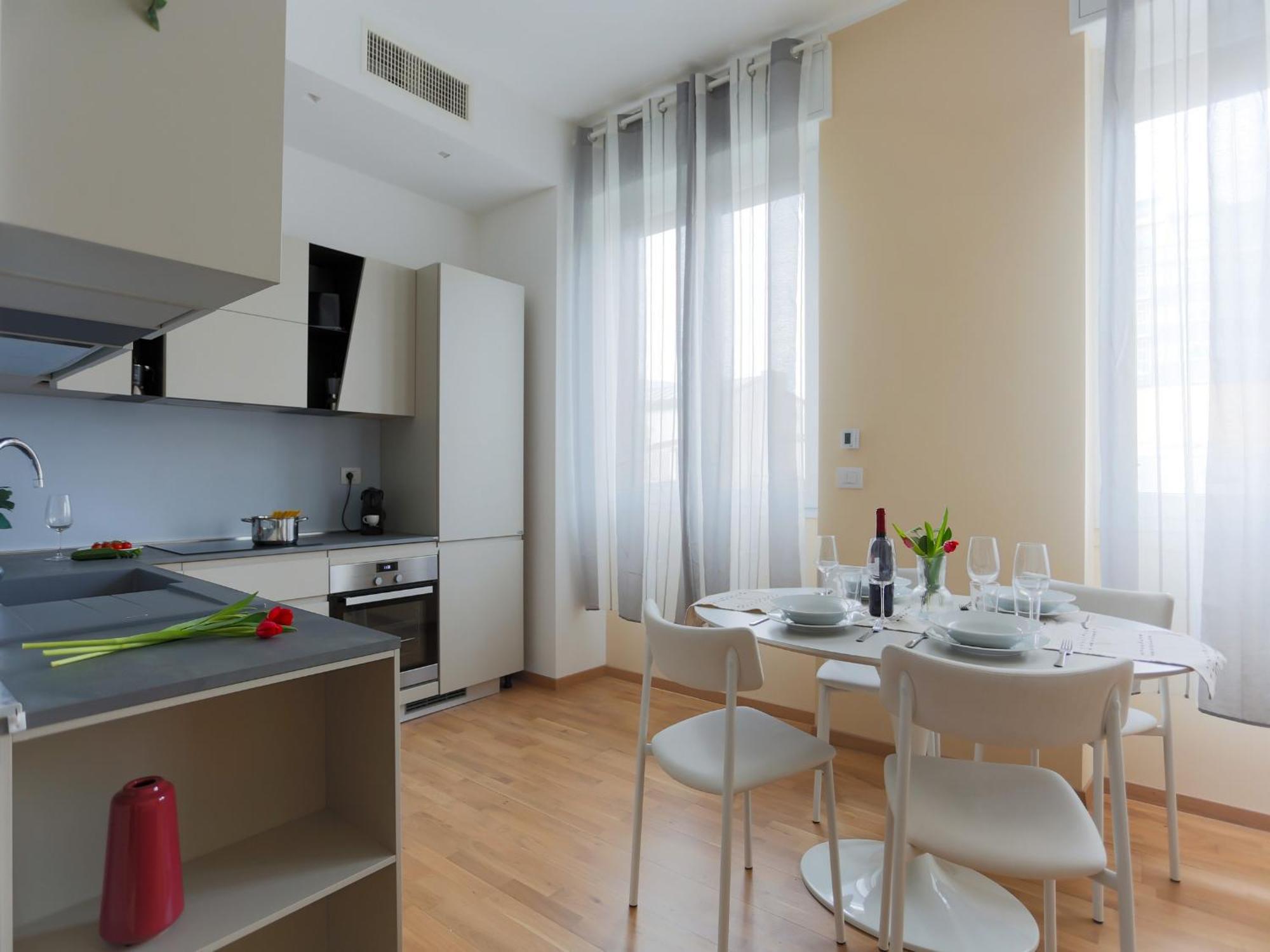 The Best Rent - Bright One-Bedroom Apartment In Corso Vittorio Emanuele II Milano Exteriör bild