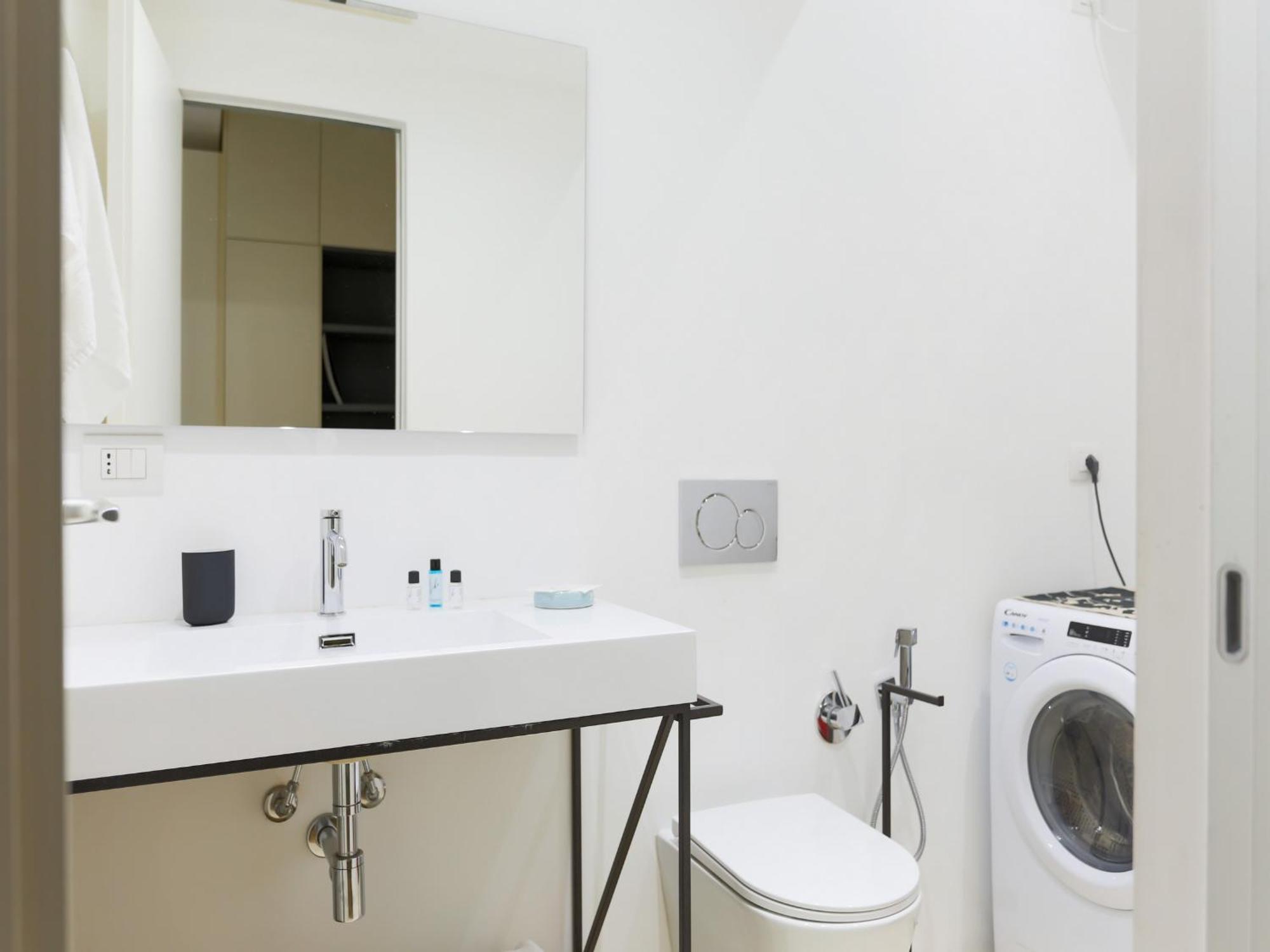 The Best Rent - Bright One-Bedroom Apartment In Corso Vittorio Emanuele II Milano Exteriör bild