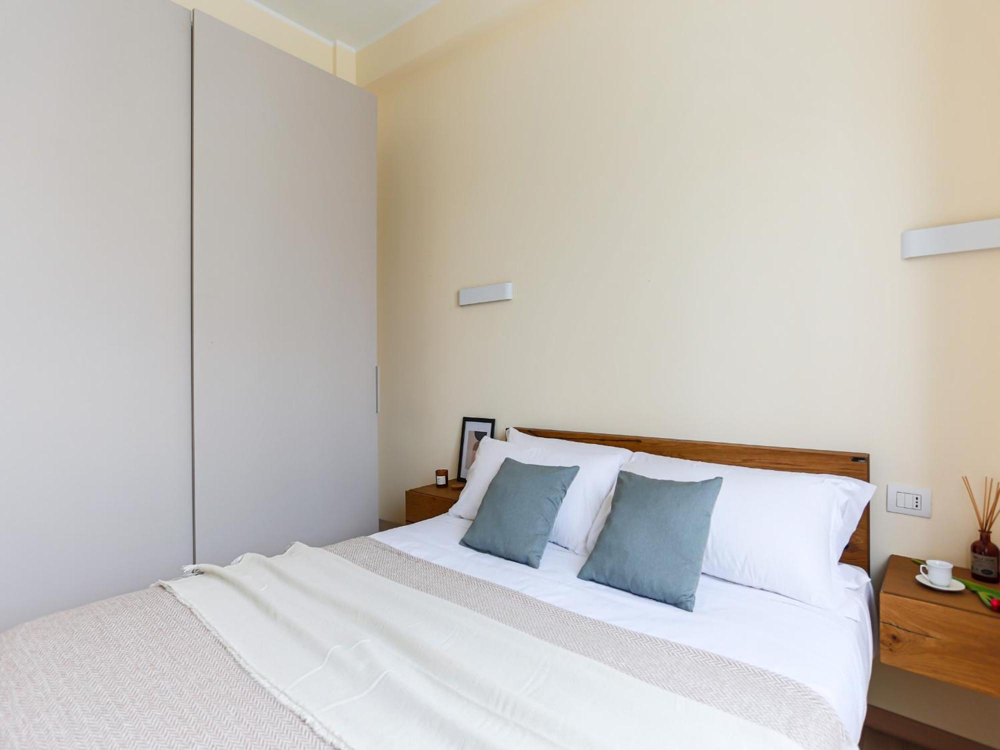 The Best Rent - Bright One-Bedroom Apartment In Corso Vittorio Emanuele II Milano Exteriör bild